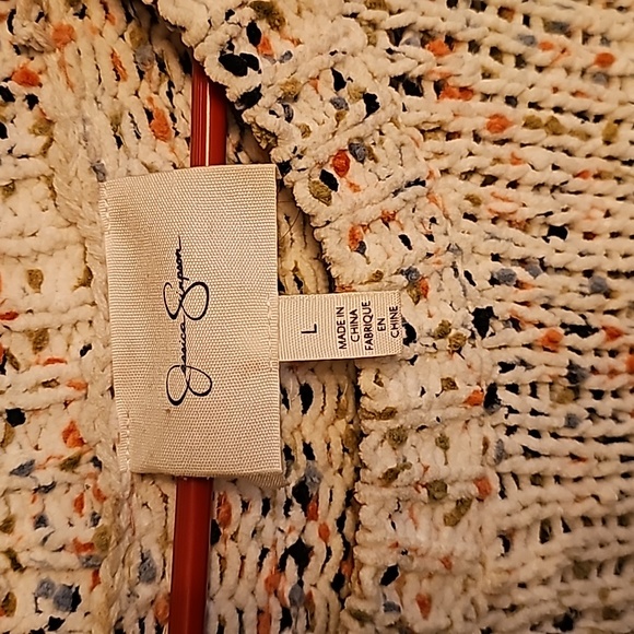 Sweater - Picture 2 of 2